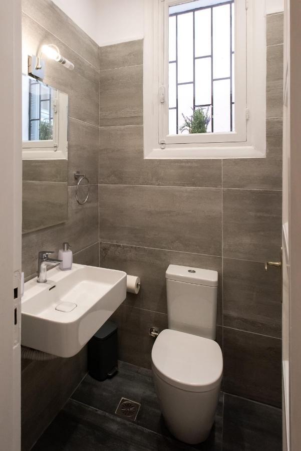 אתונה Blue Ark Lavish Sauna Suite מראה חיצוני תמונה